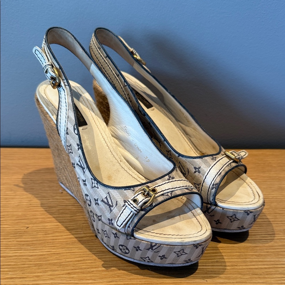 Louis Vuitton Monogram Cream Wedges